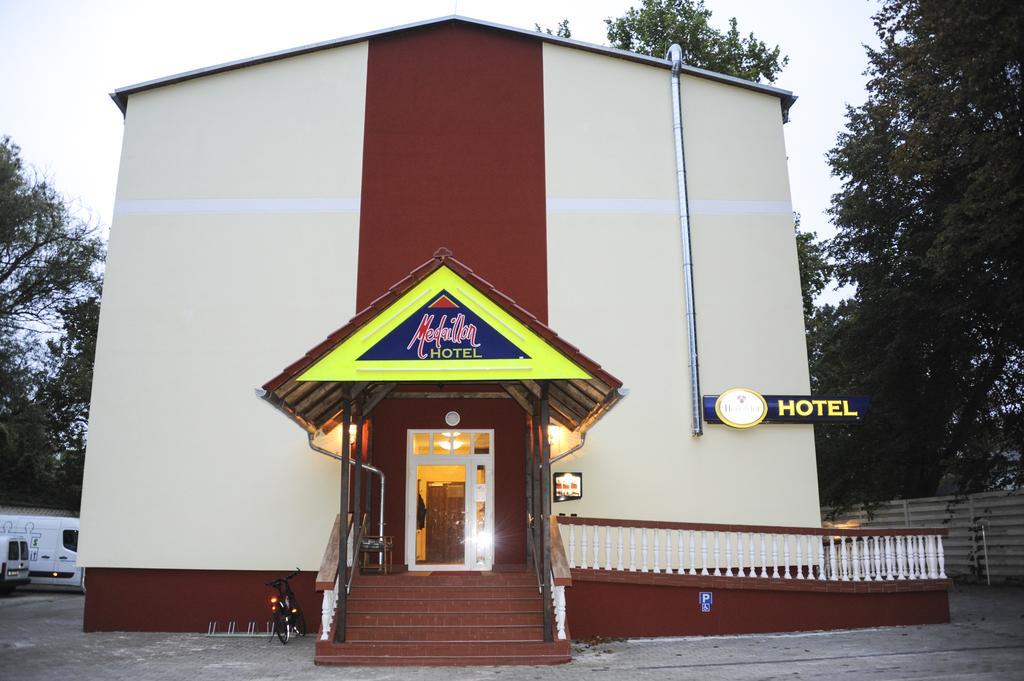 Hotel Medaillon Μαγδεβούργο Εξωτερικό φωτογραφία